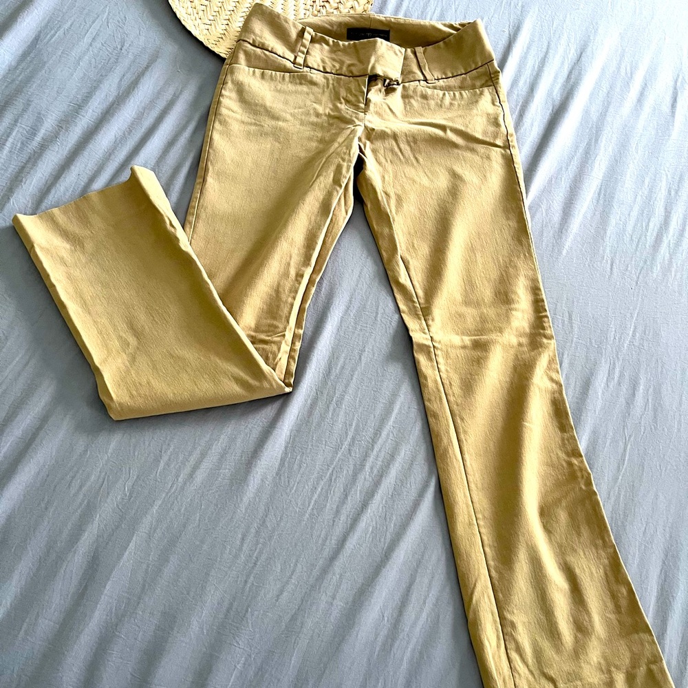 The Limited Perfect Stretch Khaki Pants